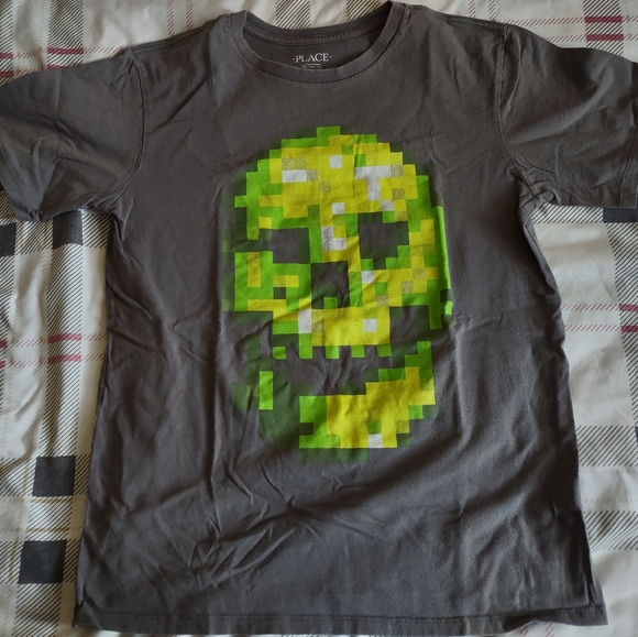 Children's Place Boy's Tee Shirt - Picture 4 of 4